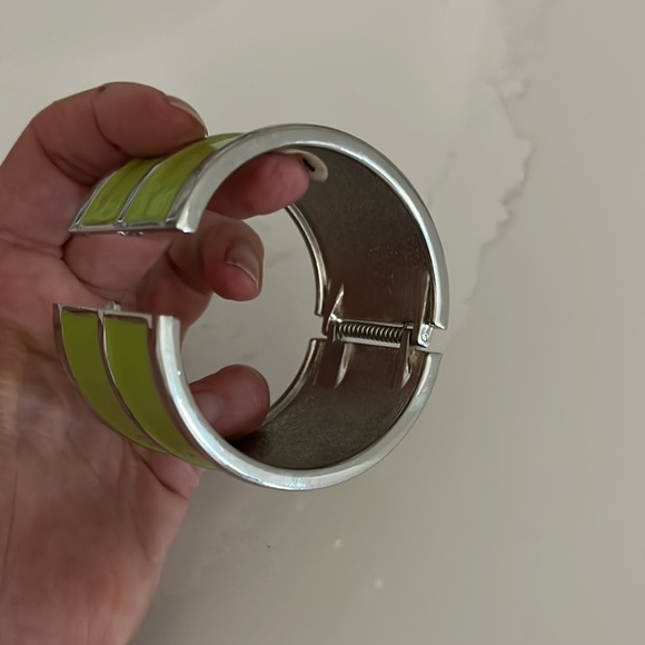 Metal Cuff bracelet. Perfect condition. Worn once. - Picture 3 of 4